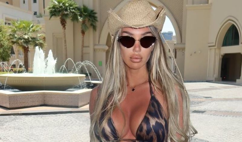 Adelina Tahiri  e "nxehtë" nga pushimet (FOTO)