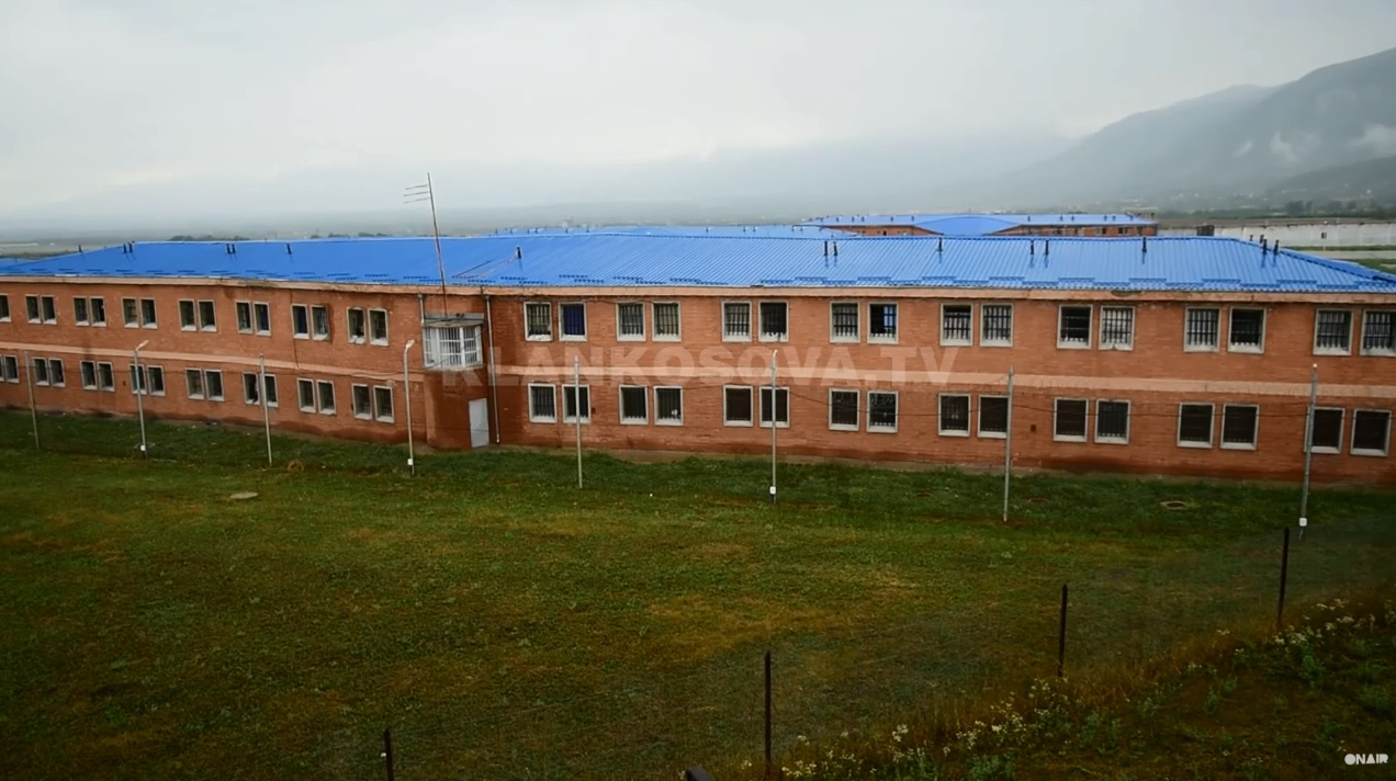 Kapet drogë në tri raste të ndara në burgun e Dubravës