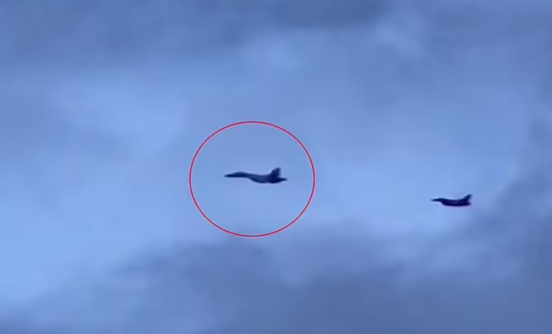 Aeroplani luftarak rus shkel hapësirën ajrore të NATO-s