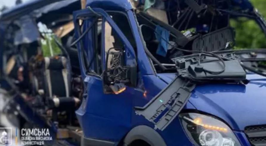 Sulmi rus ndaj autobusit civil në Ukrainë vret 9 persona