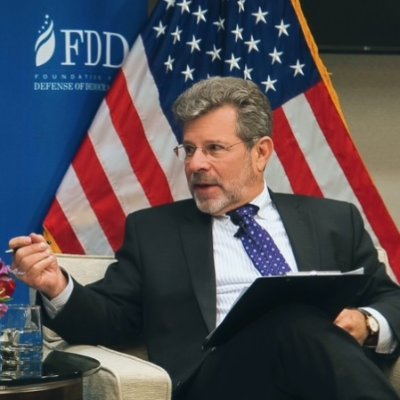Clifford May: Trump duhet të përfshihet globalisht për ta bërë “Amerikën madhështore sërish”