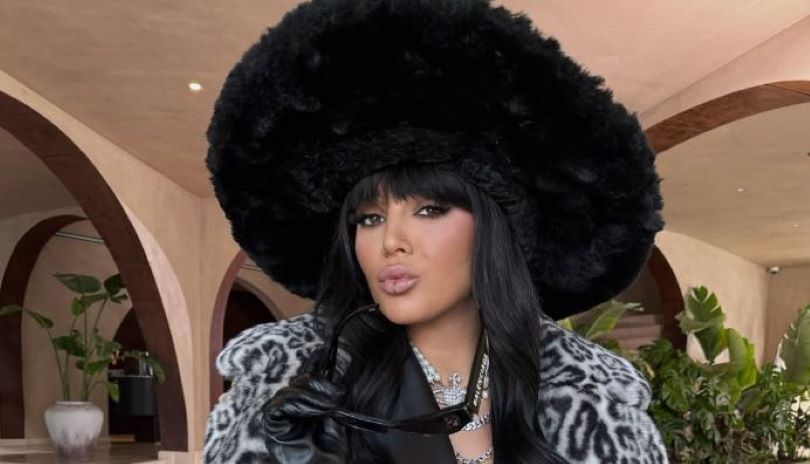 Fifi me stil shumë të veçantë në paraqitjen e fundit