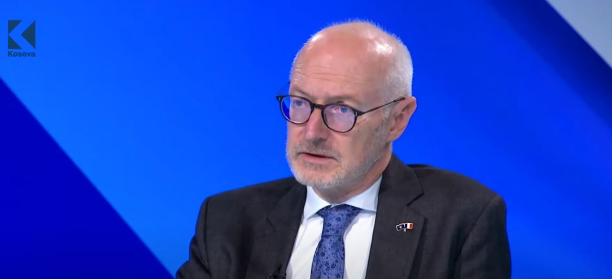 Ambasadori francez: Zgjedhja e presidentit, përgjegjësi e partive politike në Kosovë