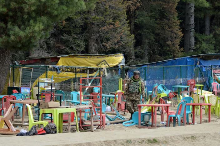 Rusia e gatshme të ndihmojë në zgjidhjen e mosmarrëveshjeve Indi-Pakistan për Kashmirin