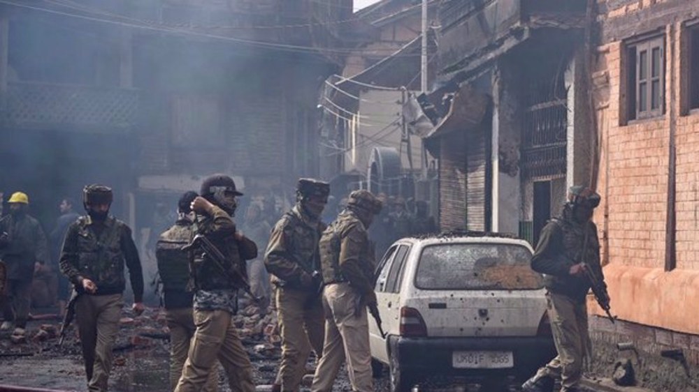 Kryeministri i Pakistanit autorizon forcat e armatosura të ndërmarrin "veprime përkatëse"