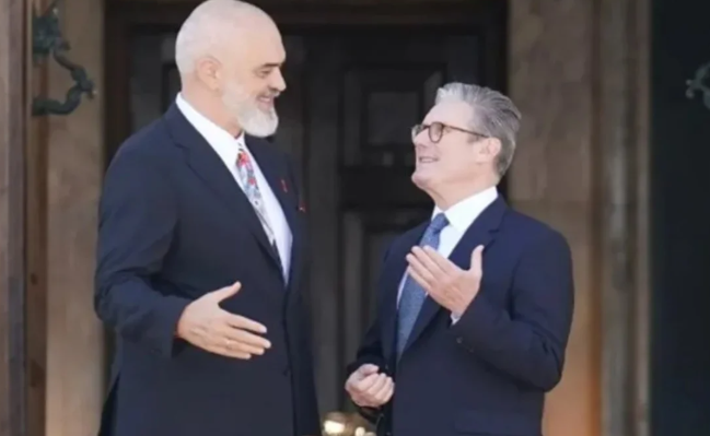 Starmer e uron Ramën për fitoren historike