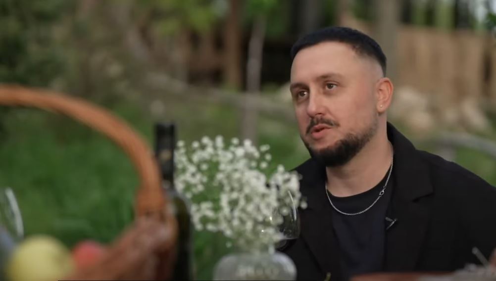 Uki hap zemrën, tregon se kë ka fshirë nga jeta e tij (VIDEO)