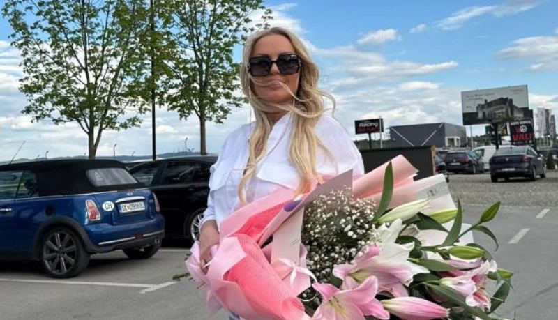 Violetë Kukaj tregon dhuratat që pranoi për ditëlindje