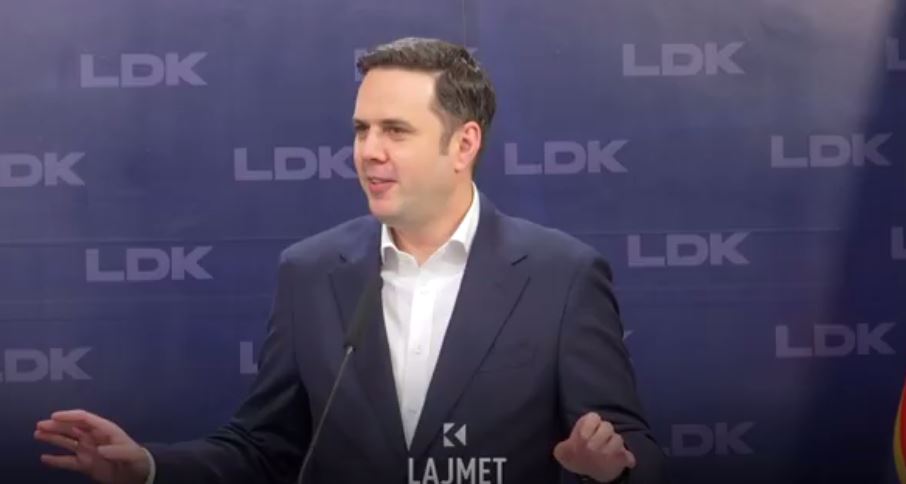 LDK “dysh” Kurtit, do qeveri të të gjithëve (VIDEO)