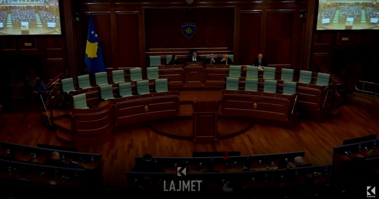 Dështimi në tentimin e 10-të, VV-ja mbetet vetëm në 54 “vota të hapura” (VIDEO)