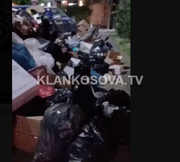 Bërlloku bllokon rrugën "Fehmi Agani" në Prishtinë