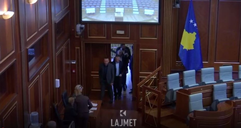 Kurrgjë nuk ndryshoi, edhe seanca 12 shterpe (VIDEO)