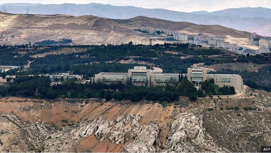 Izraeli thotë se ka bombarduar zonën pranë pallatit presidencial sirian