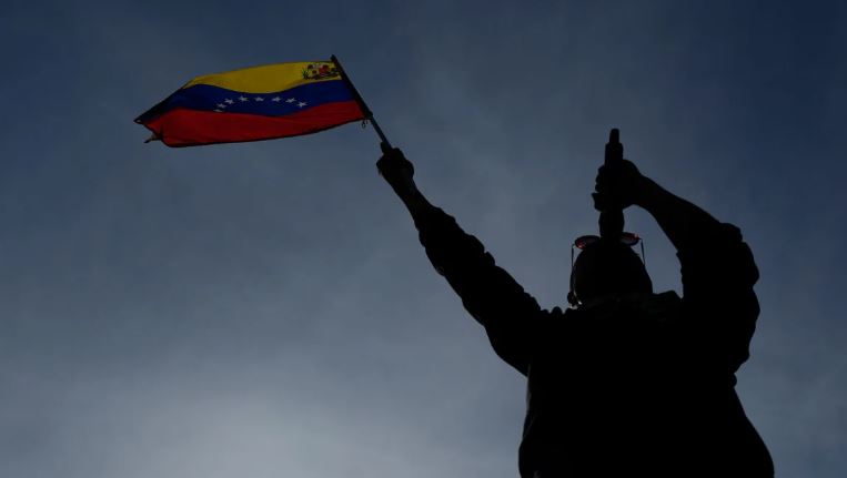 Venezuela akuzon ShBA-në për “rrëmbimin” e një fëmije që u nda nga prindërit e deportuar