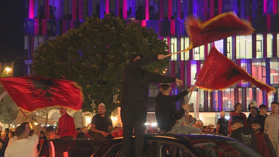 Mbi 200 mijë aplikime për bileta në ndeshjen Shqipëri - Serbi