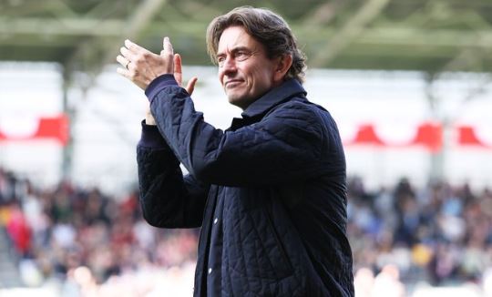 Tottenham dhe Thomas Frank, afër njëri-tjetrit