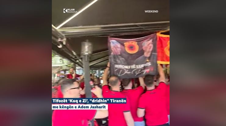 Tifozët Kuq e Zi e "dridhin" Tiranën me këngën për Adem Jasharin, pak orë para ndeshjes kundër Serbisë