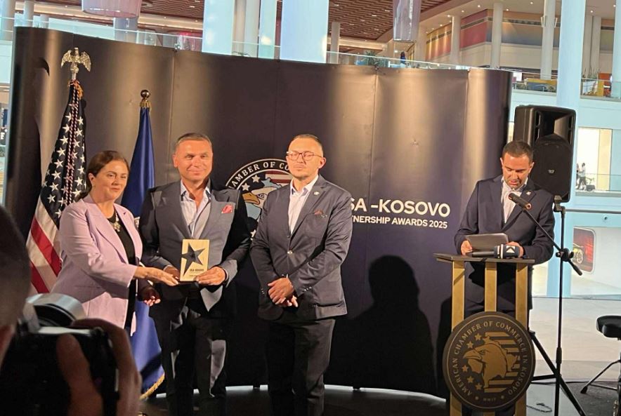 Foto nga Klan Kosova
