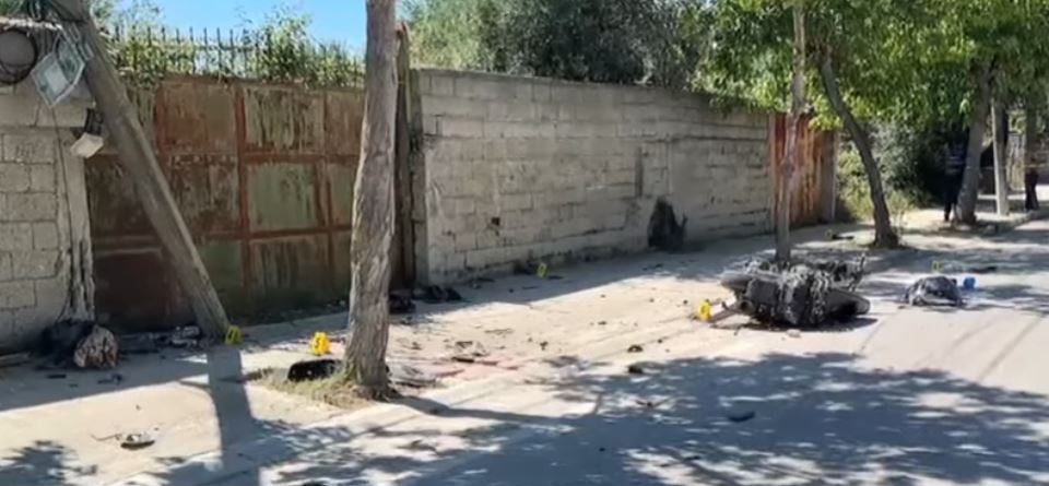 Aksident i rëndë në Vlorë, humb jetën një 19-vjeçar (VIDEO)