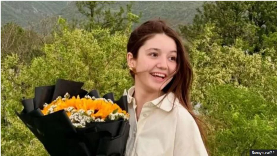 Influencerja qëllohet për vdekje pasi një burrë hyri me forcë në shtëpinë e saj