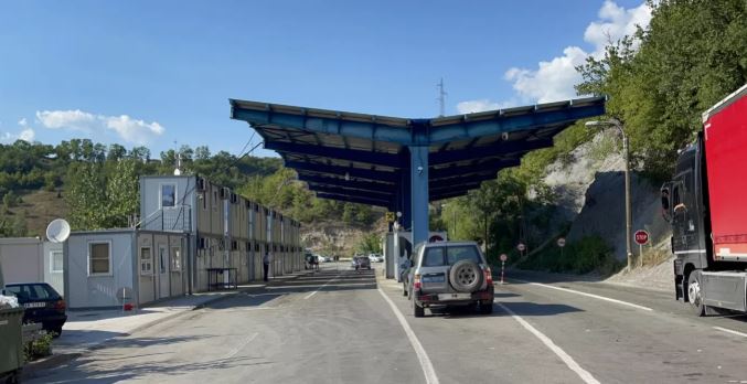 Dy jordanezë kalojnë ilegalisht kufirin, ndalohen nga Policia e Kosovës