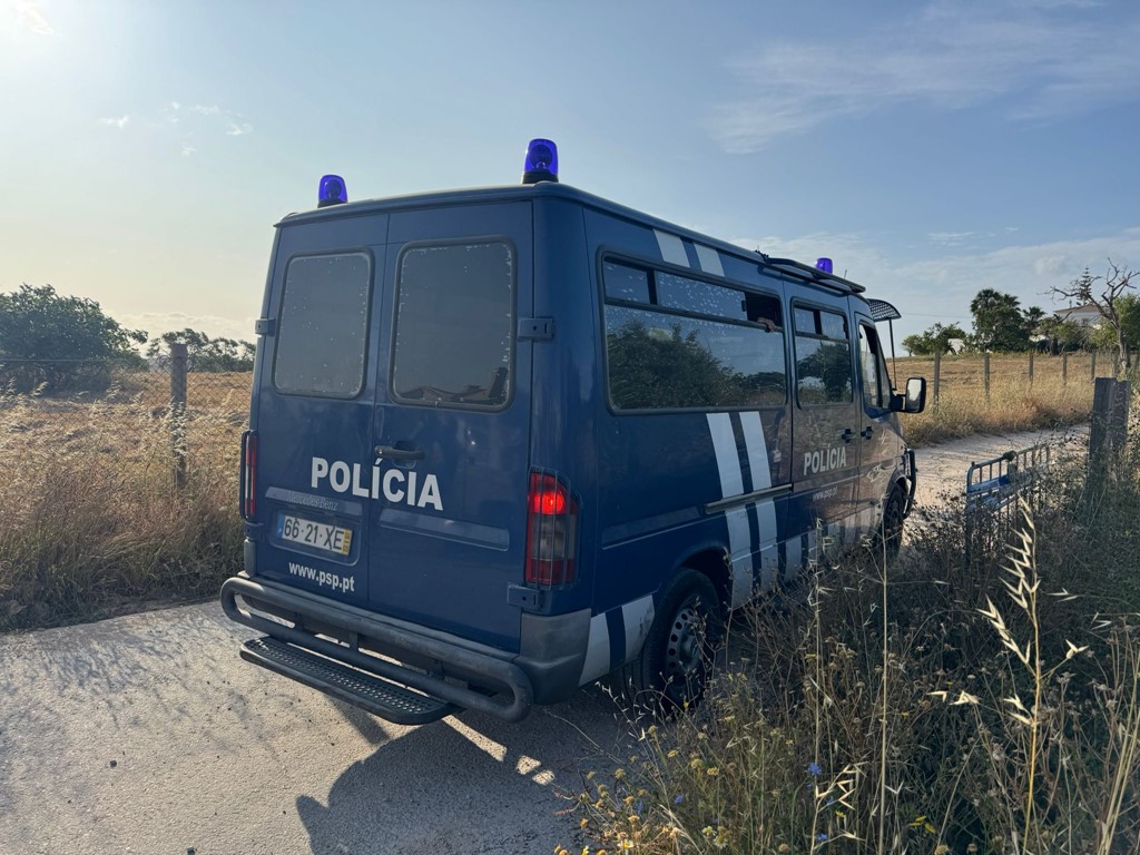 Numër i madh i policëve arrijnë afër vendit ku Madeleine u zhduk