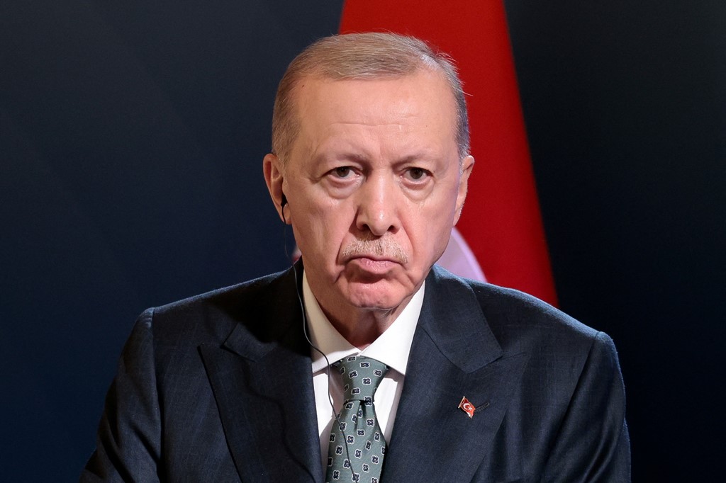 Urimi i Erdoganit për Turqinë pas kualifikimit në Botëror