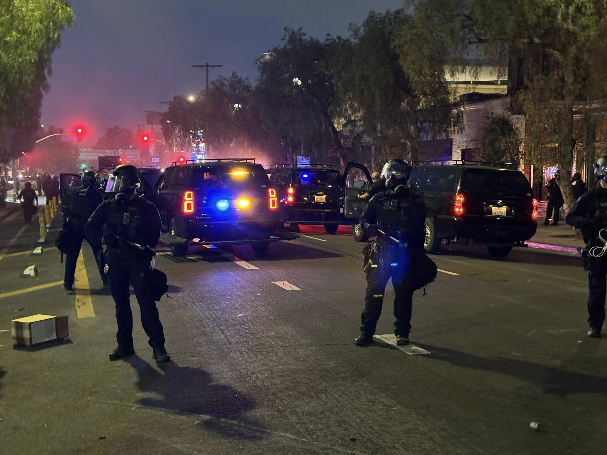 148 të arrestuar në San Francisko pas protestave të dhunshme