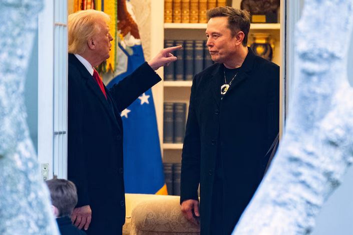 Trumpi paralajmëron Muskun se do të "përballet me pasoja të rënda"