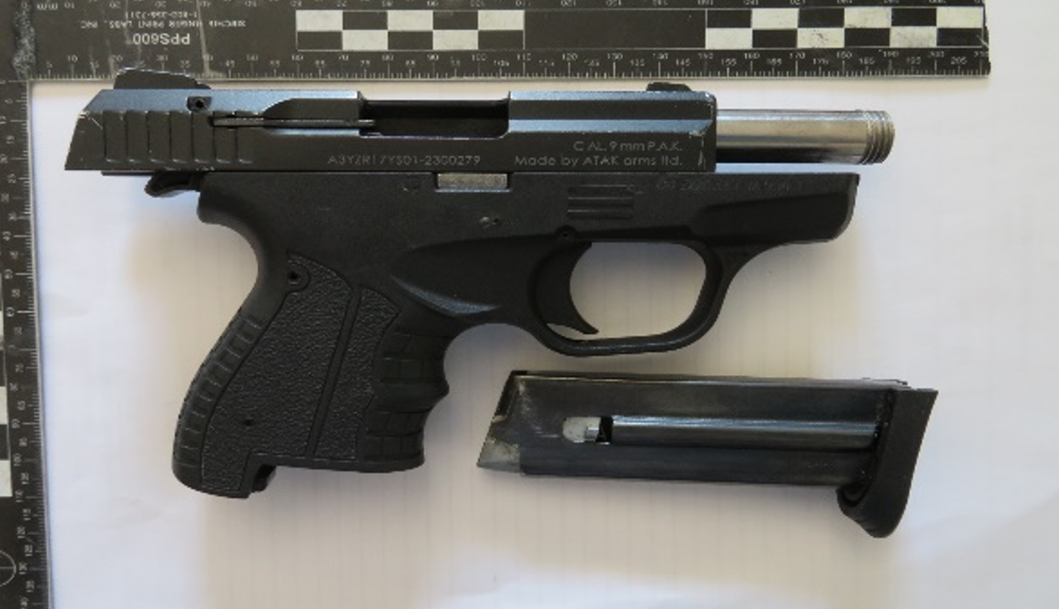 Policia në Prishtinë sekuestroi 18 armë brenda një jave