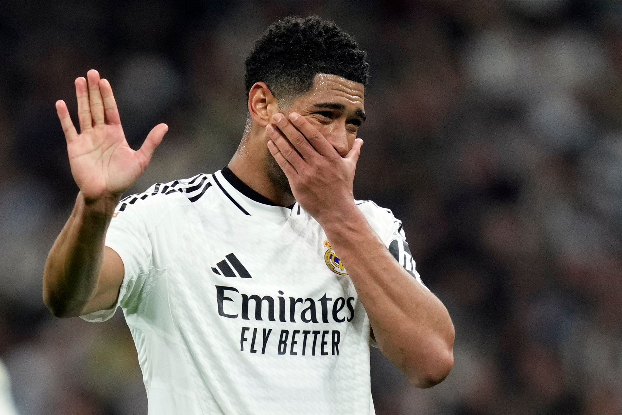 Lajm i keq për Real Madridin: Bellingham mund të humbasë ndeshje kyçe deri në prill