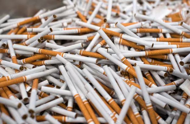 Alarmohet Zvicra, kontrabanda e cigareve në rritje - shumica nga Kosova