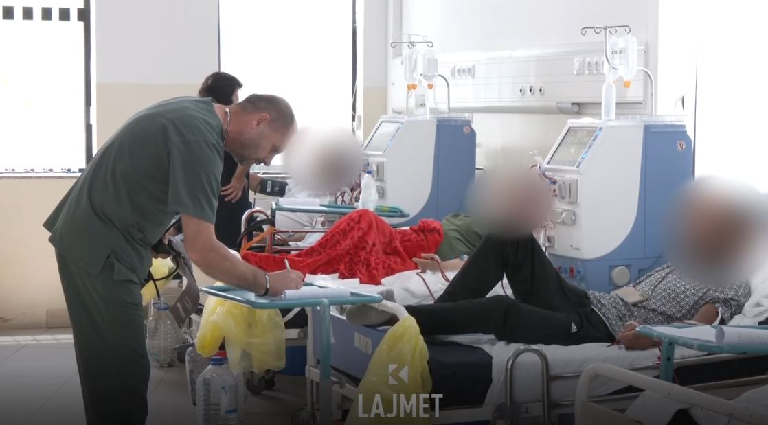 Foto nga kronika e lajmeve në Klan Kosova