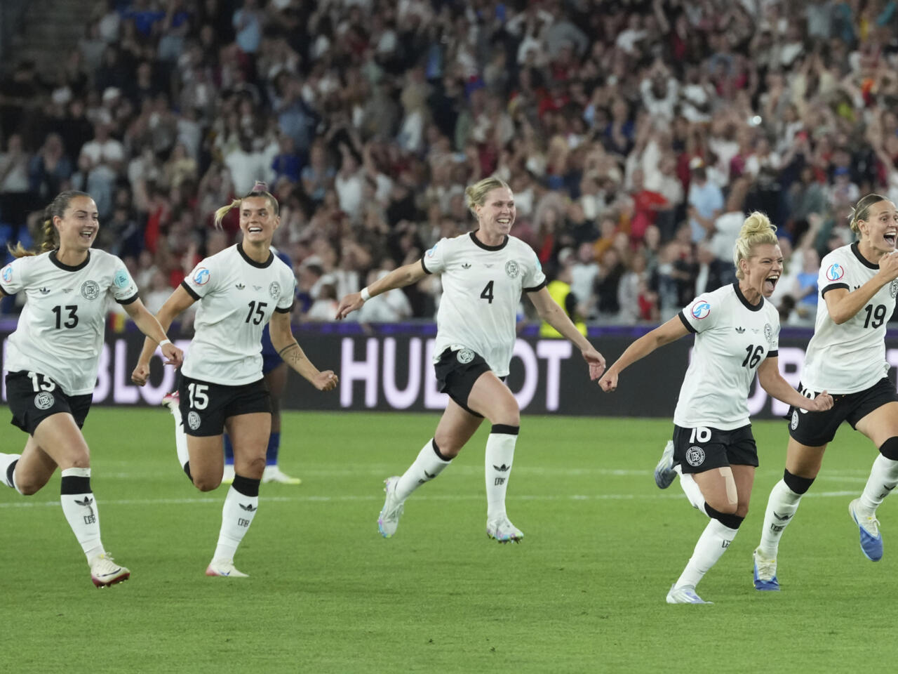 Francezet nuk ia dalin, gjermanet në gjysmëfinale