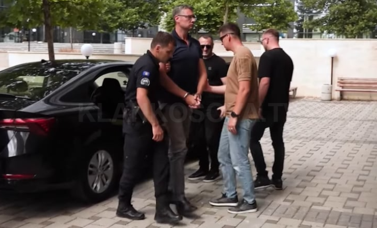 Përfundon seanca për serbin që ofendoi UÇK-në, pritet vendimi