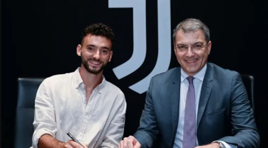 Juventusi transferon Joao Marion