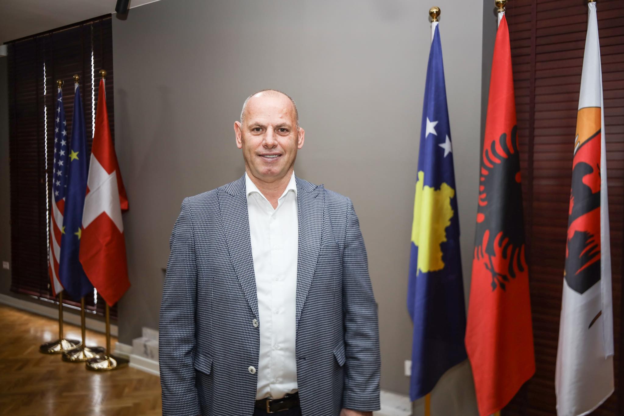 Kosova mposhti Suedinë, Lladrovci: Mbrëmje për t'u mbajtur mend