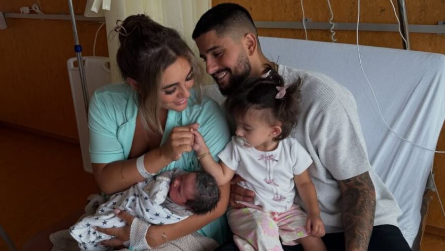 Njomza dhe Rinori bëhen prindër për herë të dytë: Zemra jonë u bë dy herë më e madhe