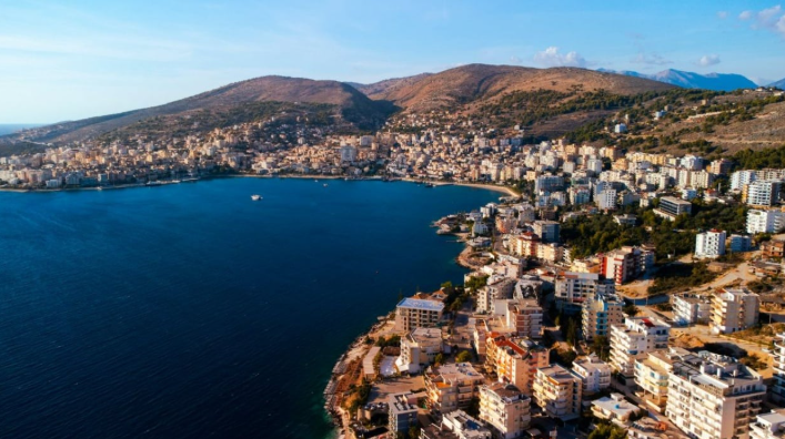 U zhduk një ditë më parë në Sarandë, nxirret i pajetë nga deti trupi i turistit portugez