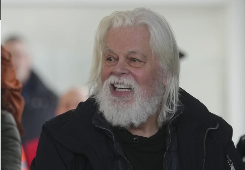 Interpoli heq nga lista e të kërkuarve aktivistin kundër gjuetisë së balenave, Paul Watson