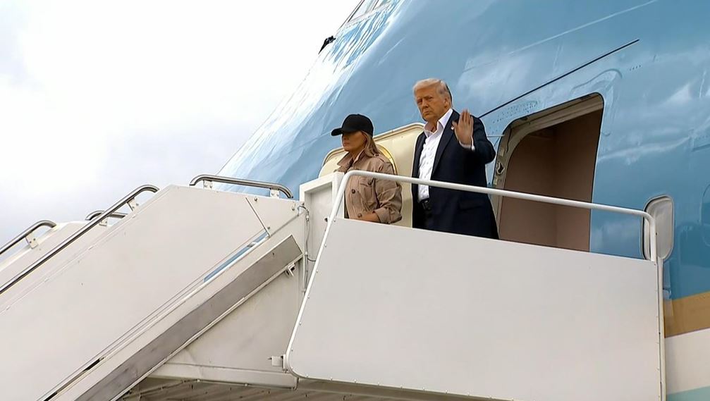 Trump shkon në Teksas për të vizituar nga afër vendet e prekura nga përmbytjet