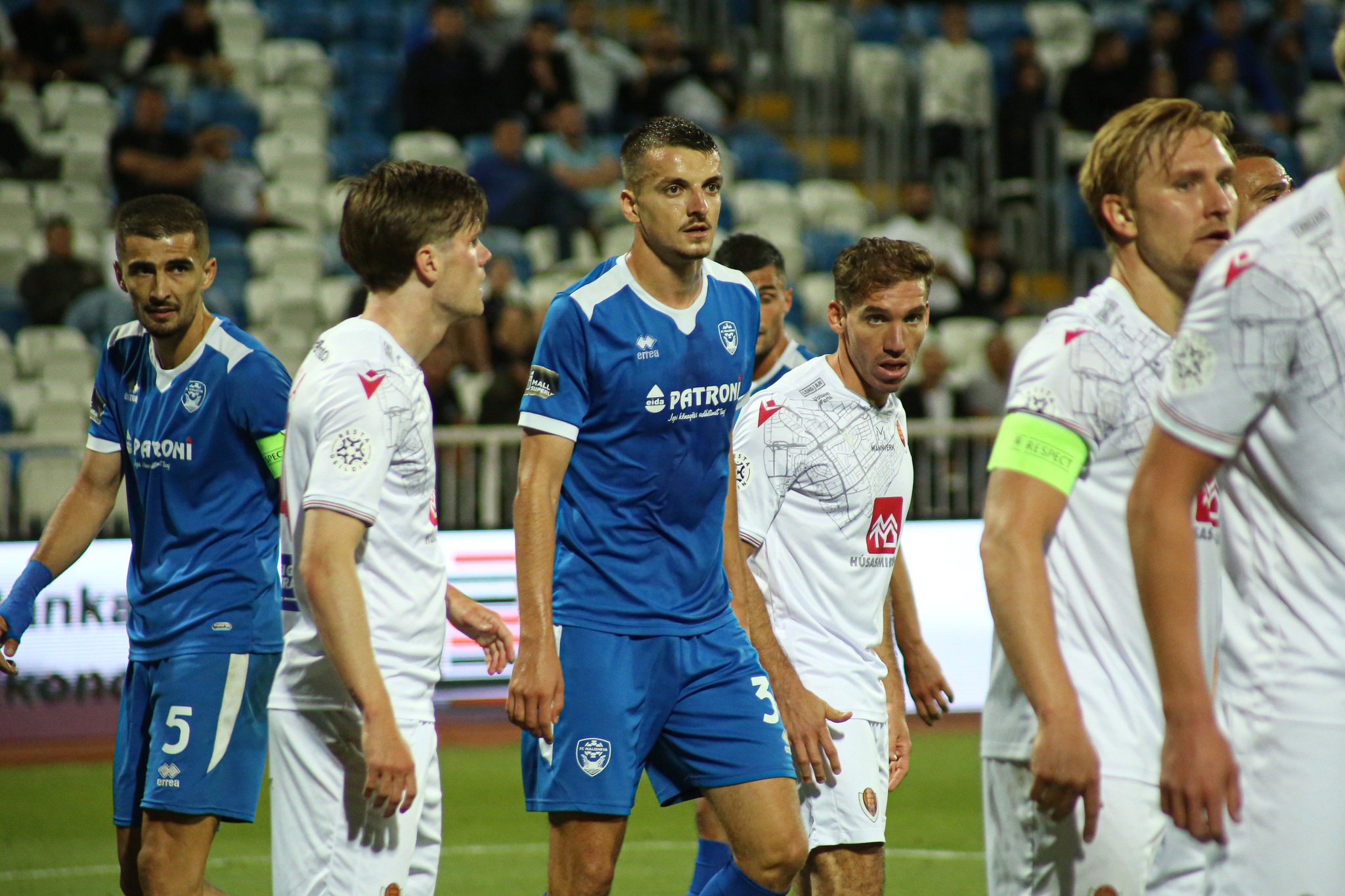 Malisheva i largon krejt trajnerët e skuadrës
