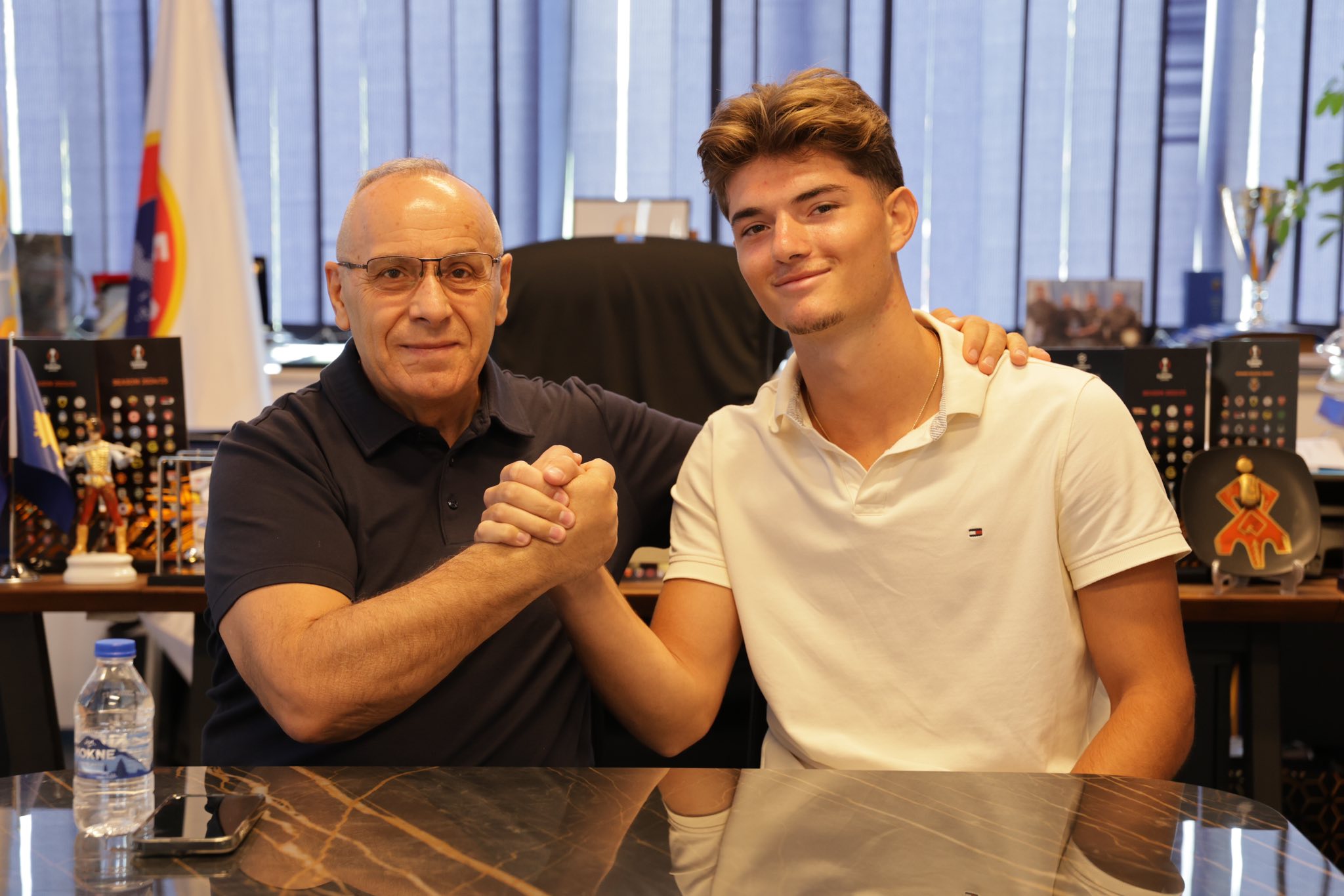 Futbollisti që luan për Danimarkën i bashkohet Kosovës U19