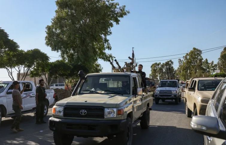 Trupat siriane hyjnë në qytetin Druze të Suwaydës pas disa ditësh përleshjesh vdekjeprurëse