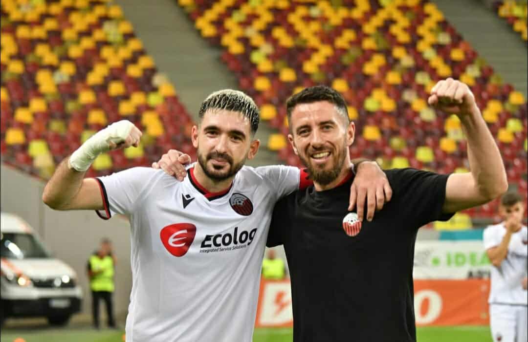 Pas fitores së madhe në Evropë, futbollisti i Shkëndijës dërgon mesazh me këngen e Feros