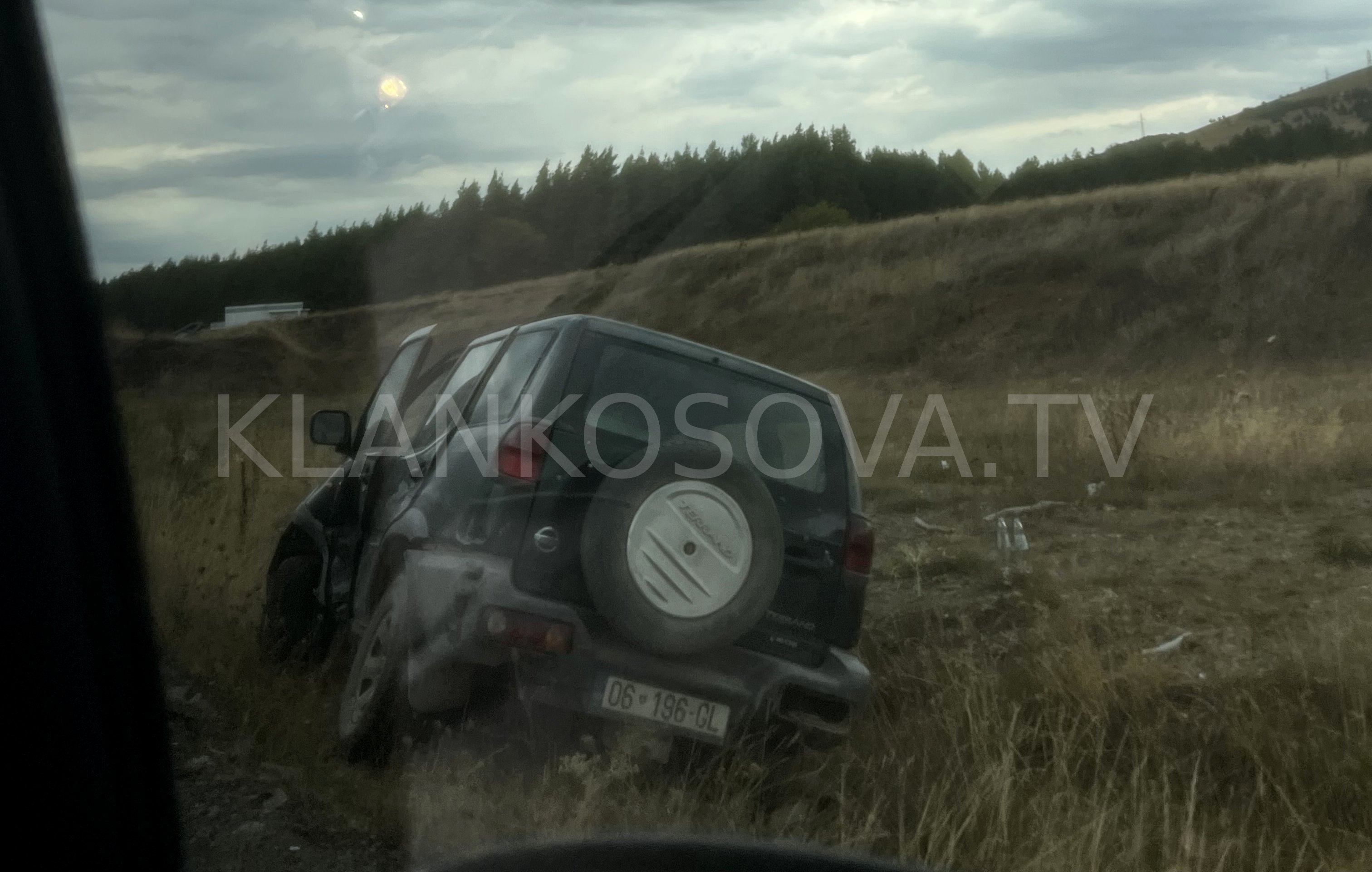 Pesë të lënduar nga aksidenti mes dy veturave në dalje të Llabjanit