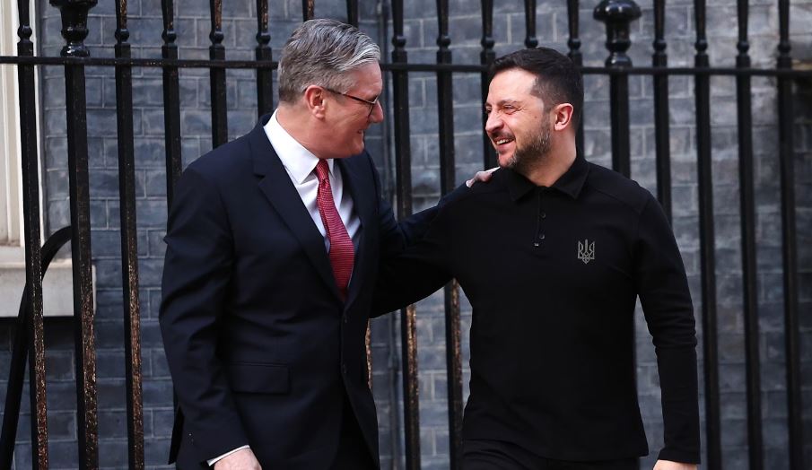 Starmer do t'i bashkohet Zelenskyt në takimin me Trump në Uashington