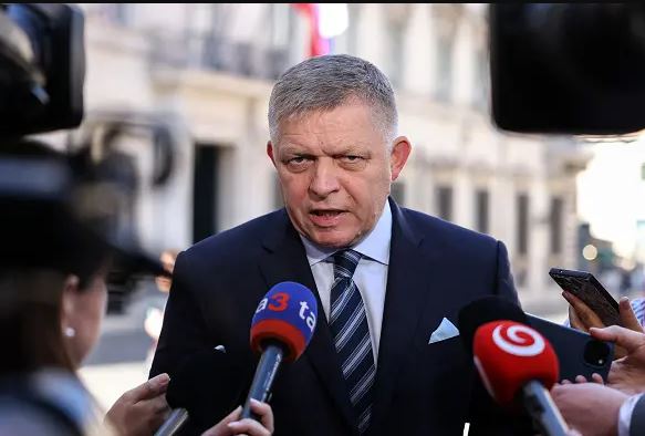 Kryeministri sllovak thotë se Ukraina nuk mund t'i bashkohet NATO-s