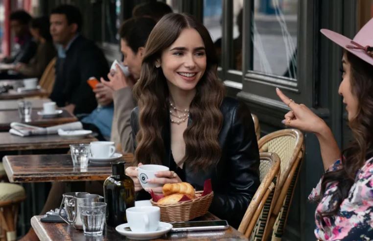 Ndihmës regjisori i filmit “Emily in Paris” vdes papritur gjatë xhirimeve