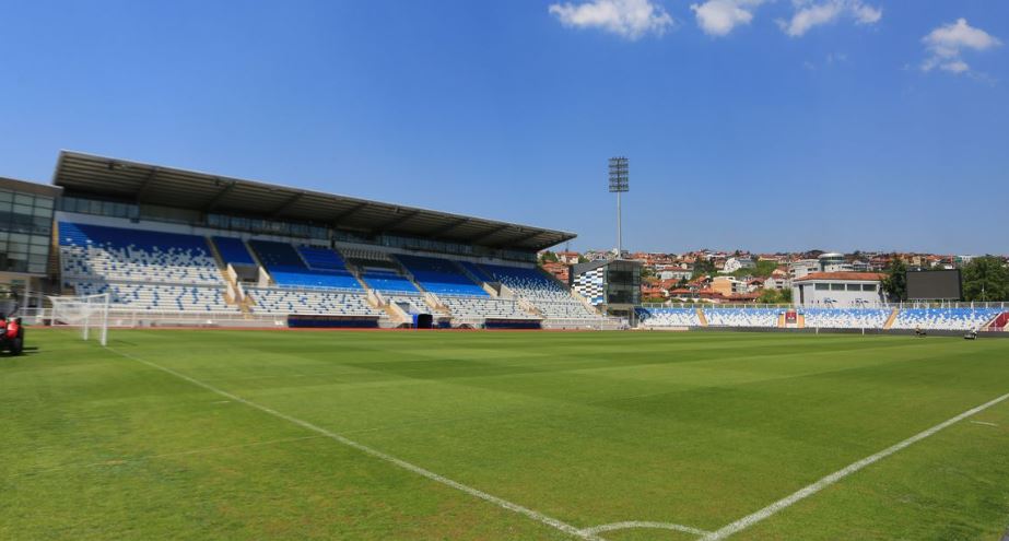 Rumunët të kënaqur me stadiumin "Fadil Vokrri"